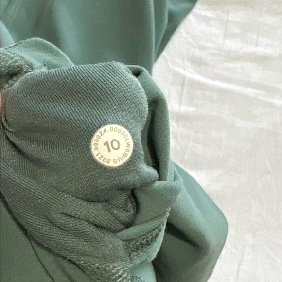 lululemon Align Super High Rise Crop 21” - Picture 8 of 9